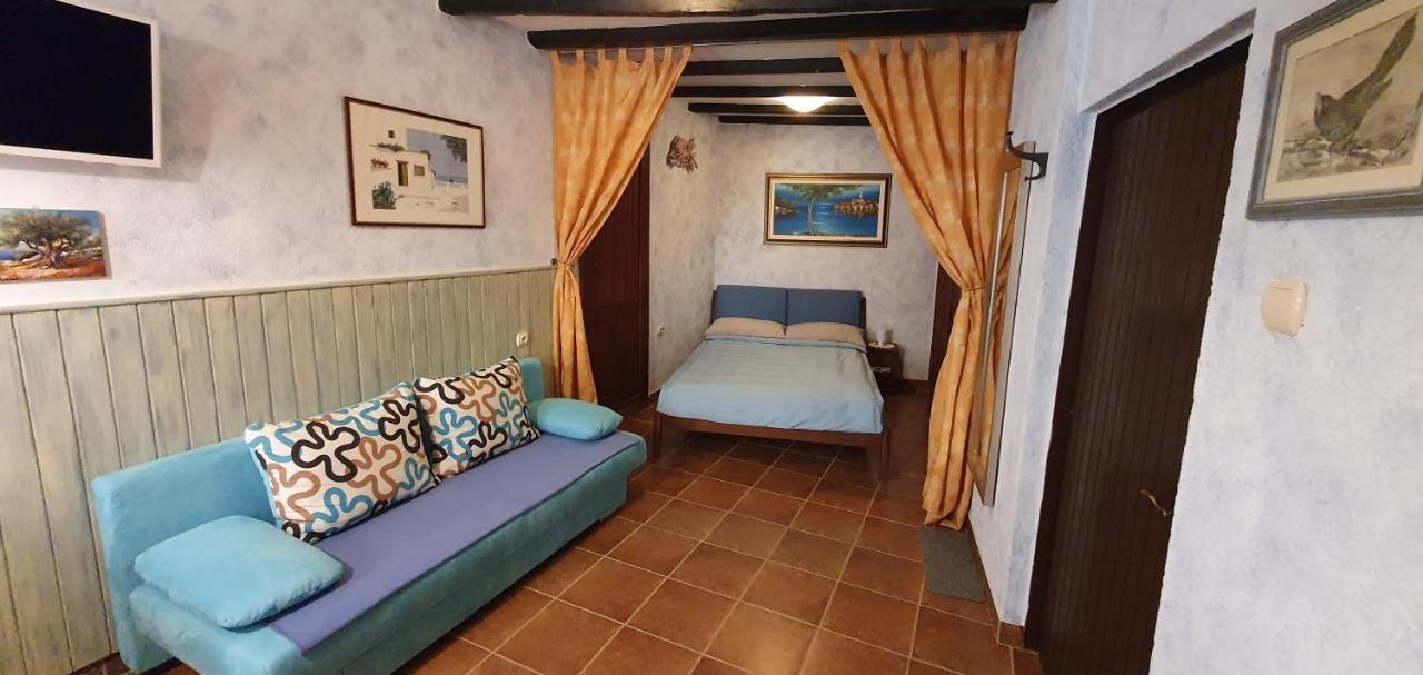 Studio Apartment Grisia Rovinj Exterior photo
